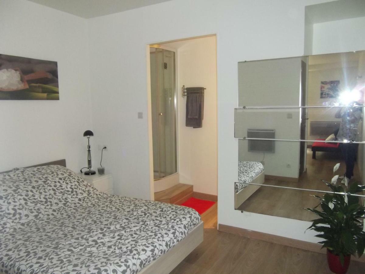 Copropriété les Iris Apartamento Saint-Etienne  Exterior foto